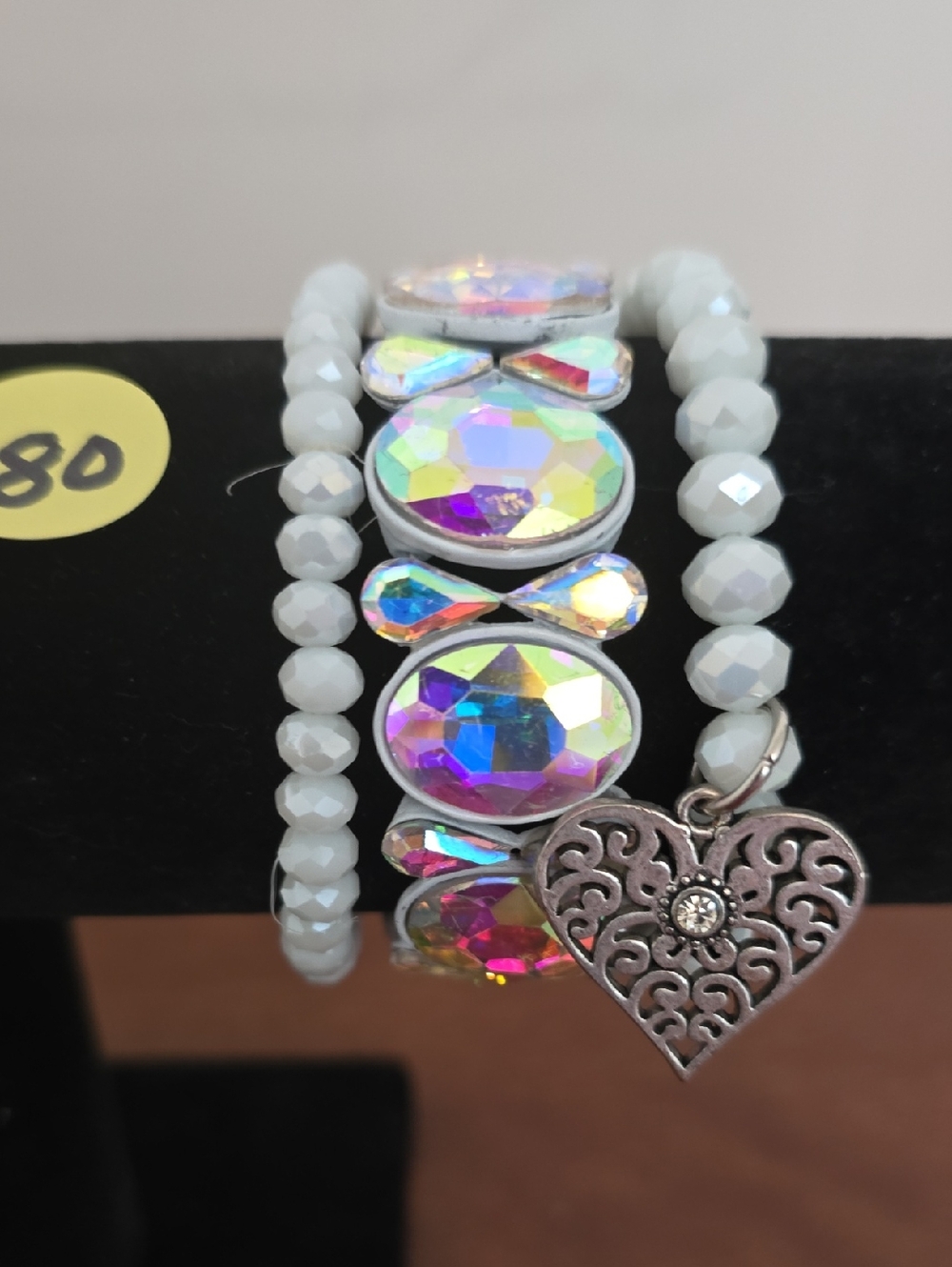 Source Unknown Aurora AB Crystal Stretch Bracelet with Heart Charm ( NWOT)